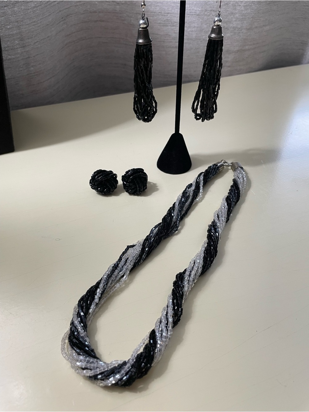 Black and Silver Twisted Beaded Necklace with Matching Earrings - Women Jewelry